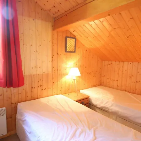 Chalet Confortable Avec Billard, Cheminee Et Wifi A Vallandry - Fr-1-411-545 *